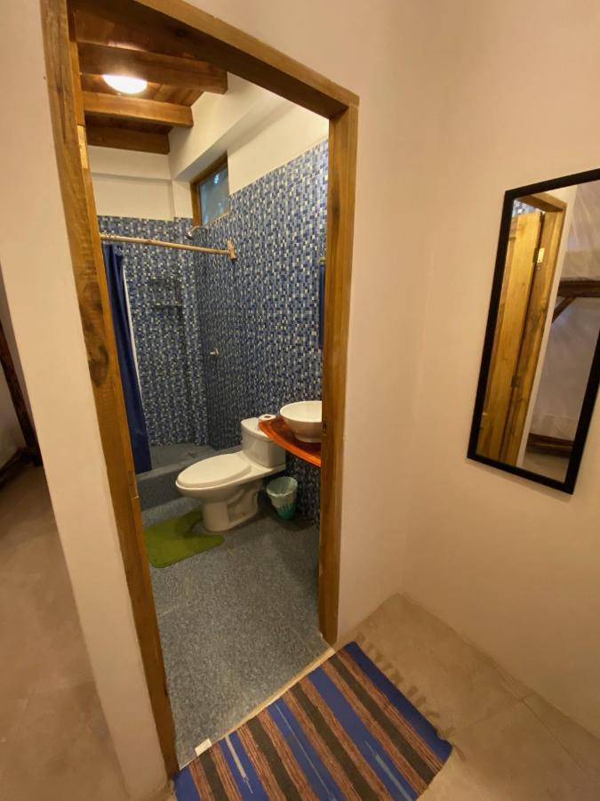 מונטניטה Hidden House Hostel Party מראה חיצוני תמונה